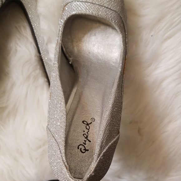 Heels - Picture 3 of 4